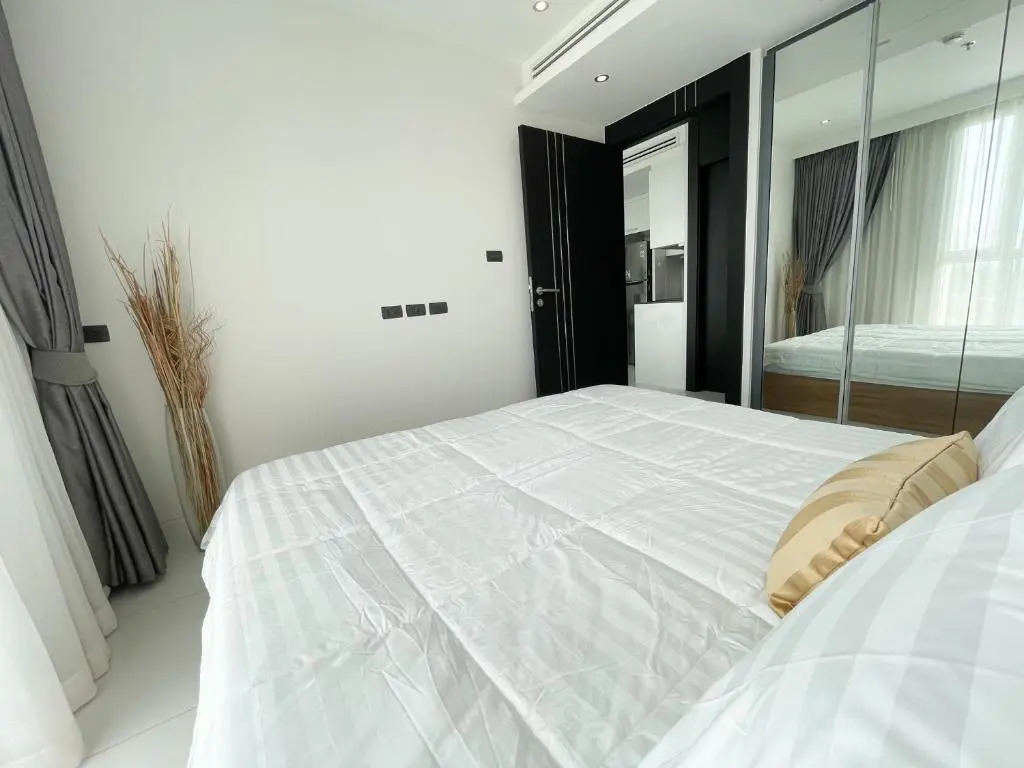 LUXURY 1 Bedroom in Amari Residences