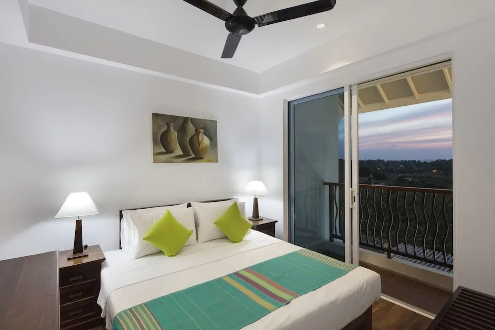 CASAMIA Oceanfront Condo Nilaveli