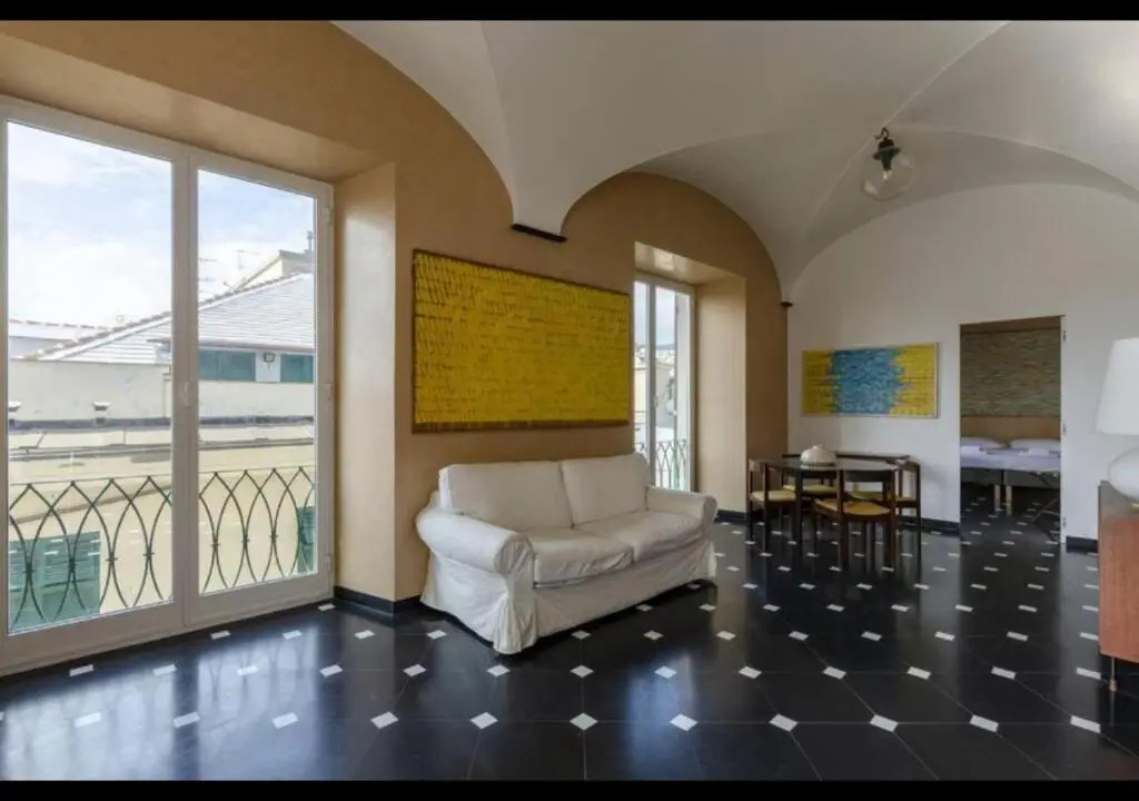 JOIVY Exclusive 3-bedroom flat near Cathedral of Genoa