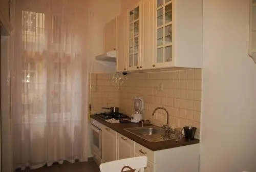 Balázs Apartment - Oktogon
