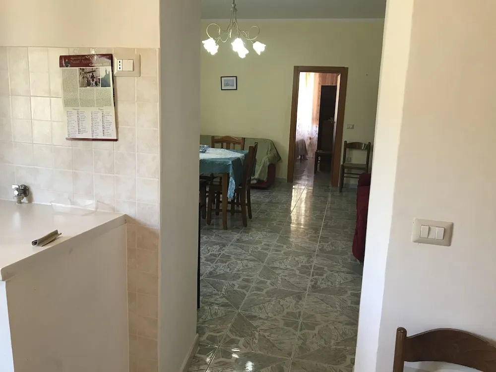 Centre of Pisciotta - Apt - Sleeps 4 - Seaside