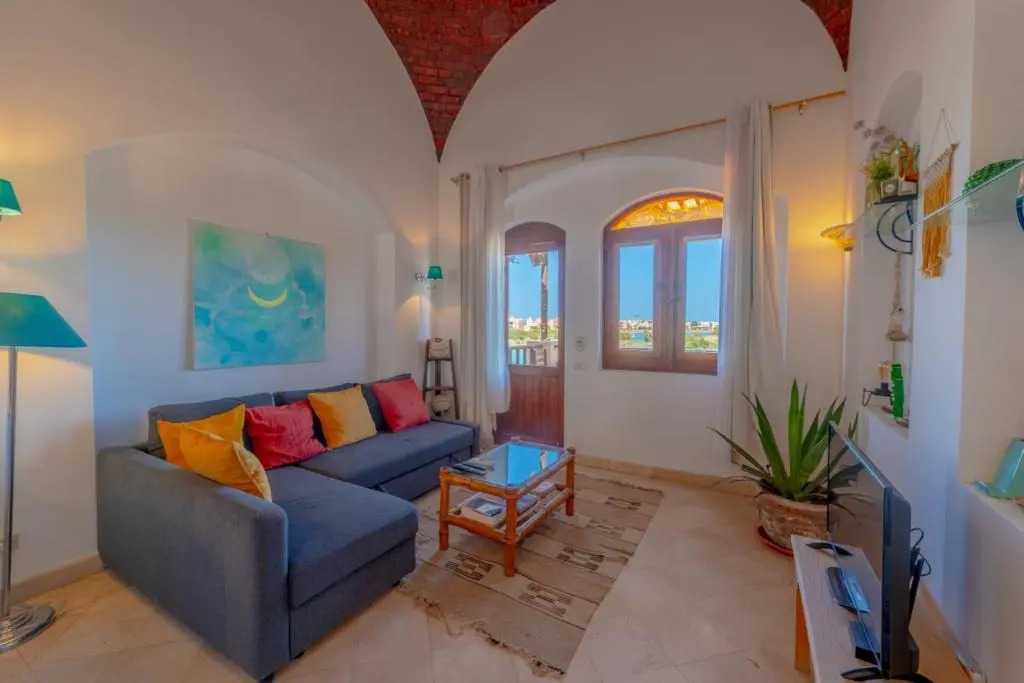 Lagoon View 1-Bedroom Apartment in West Golf El Gouna