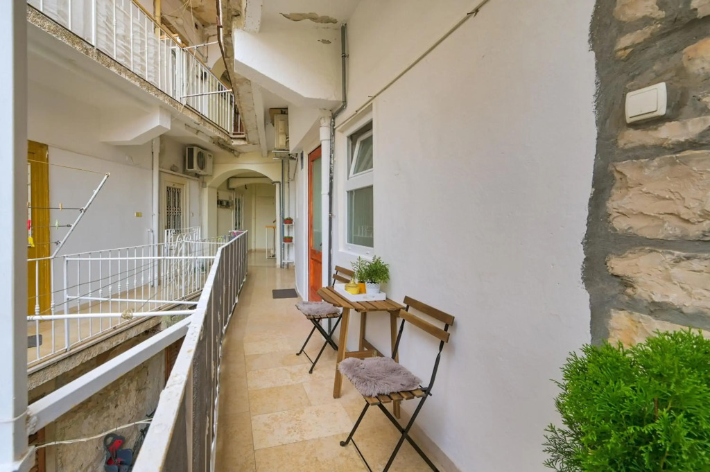 CITY LIFE Modern Apartments with Terraces near Arena