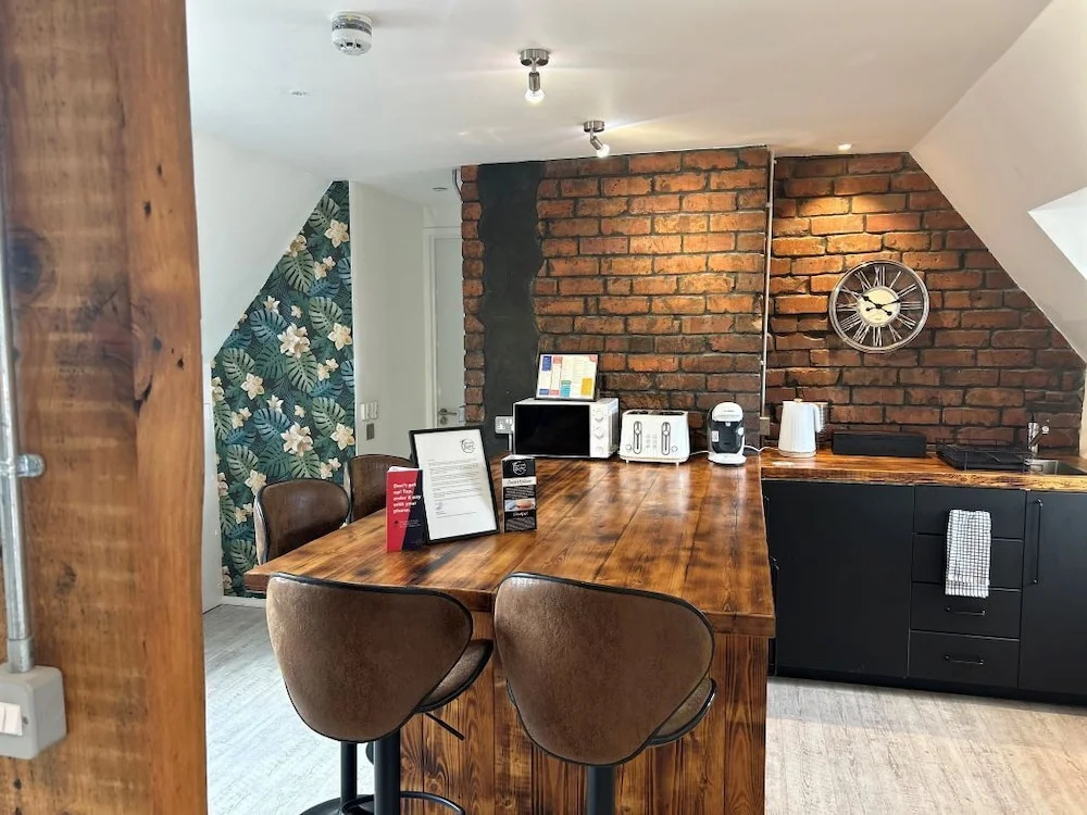 Cardiff Arms Bistro & Hotel