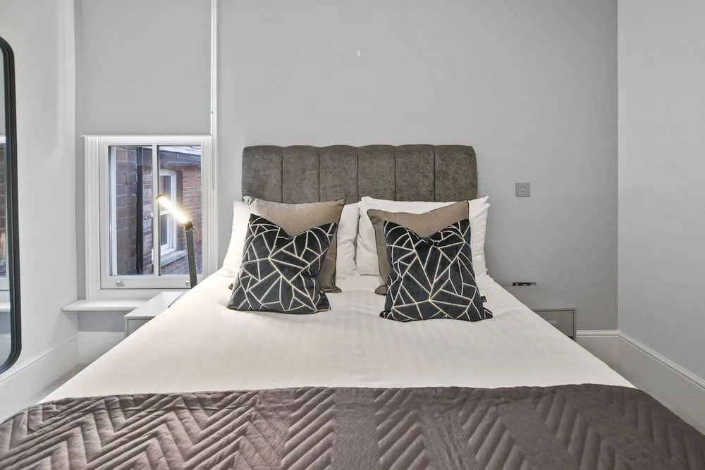 Victoria House by Aeria Apartments
