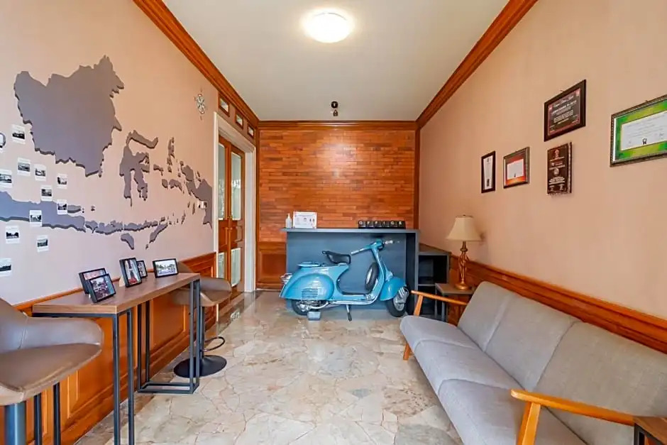 KoolKost near Simpang Dago 2 (Minimum Stay 6 Nights)