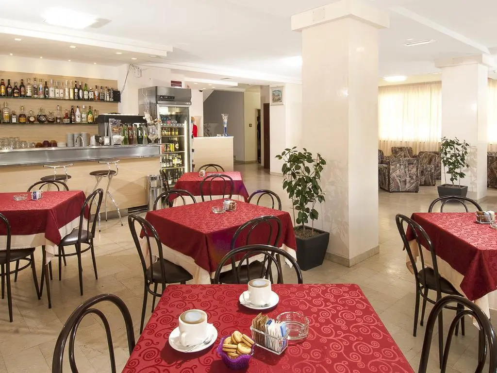 Mon Hotel