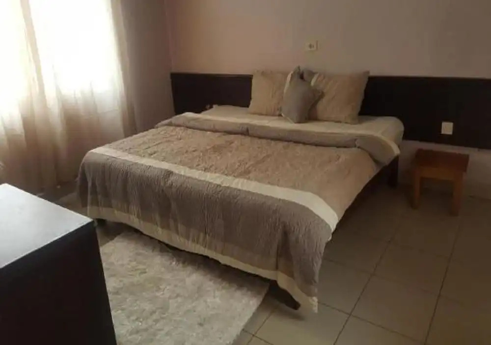 First Choice Hotel