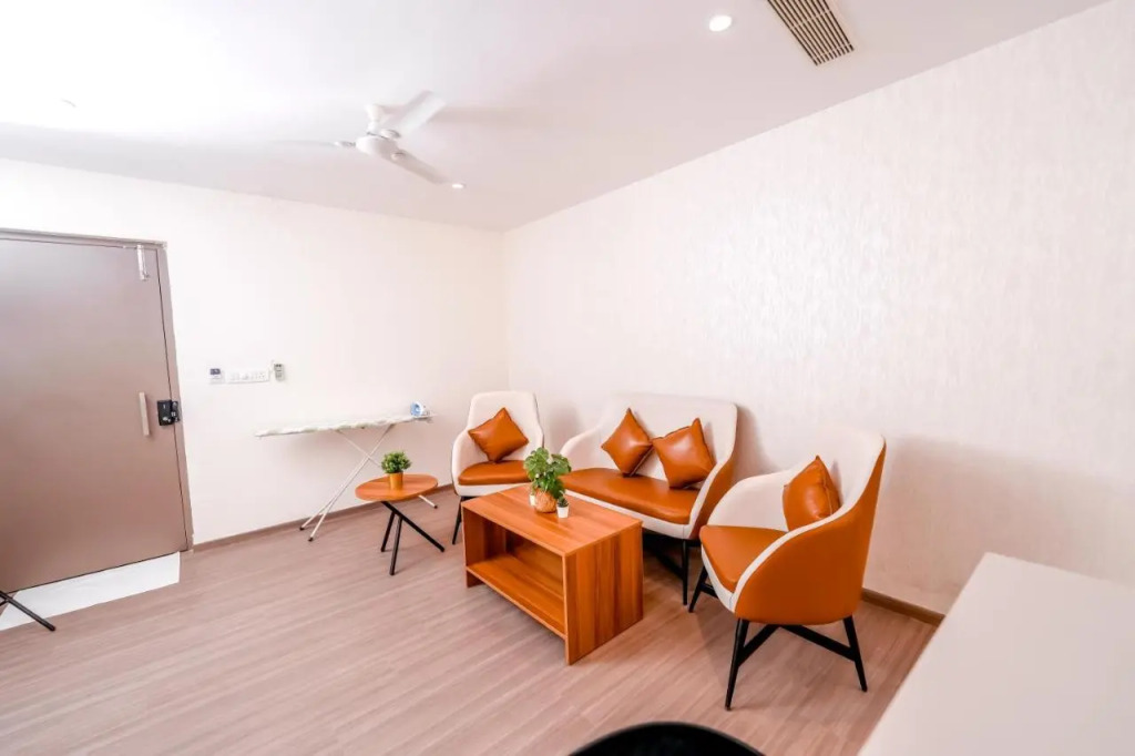 The Vantage Inn, near US Consulate Gachibowli Hyderabad