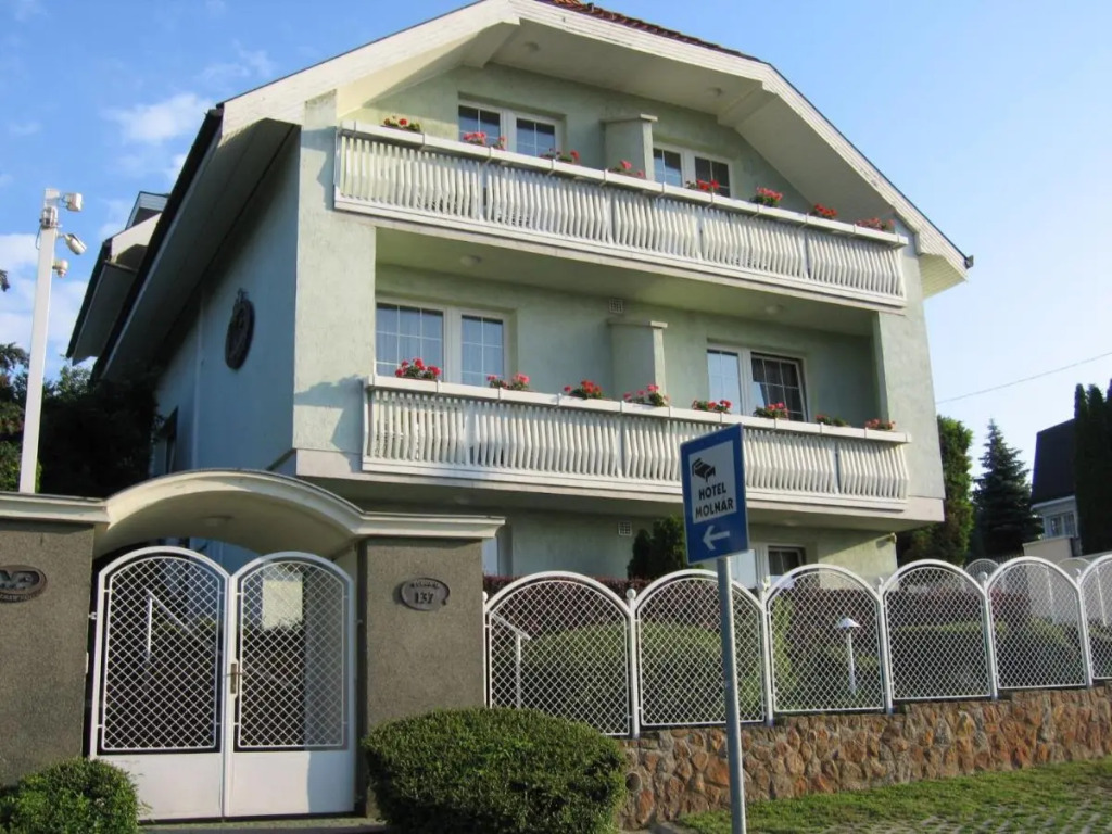 Hotel Molnár