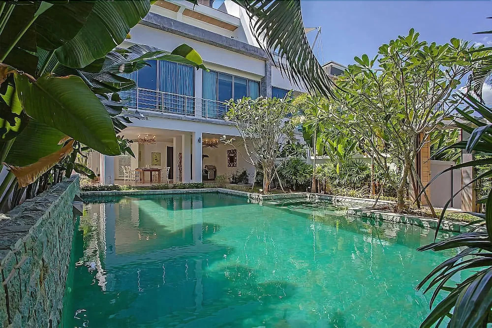 Romantic Sea View Villa with 4 Bedrooms