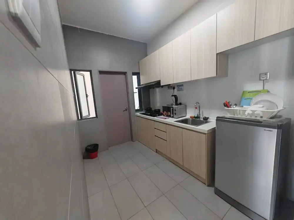 AMERIN MALL CONDO SUITE KL By VP