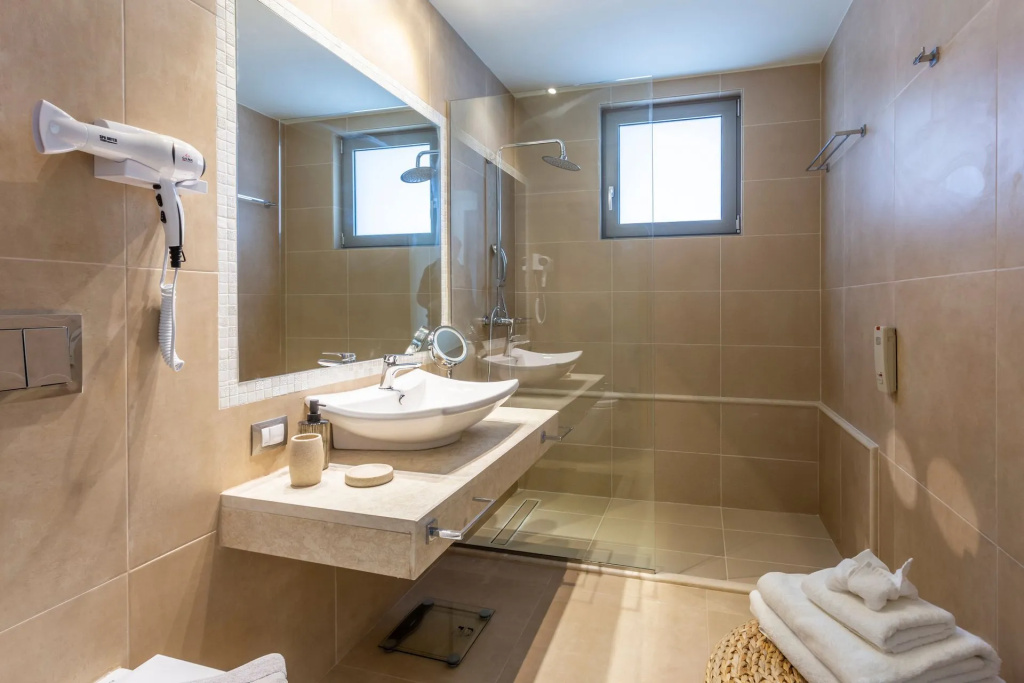 Elysian Luxury Hotel and Spa