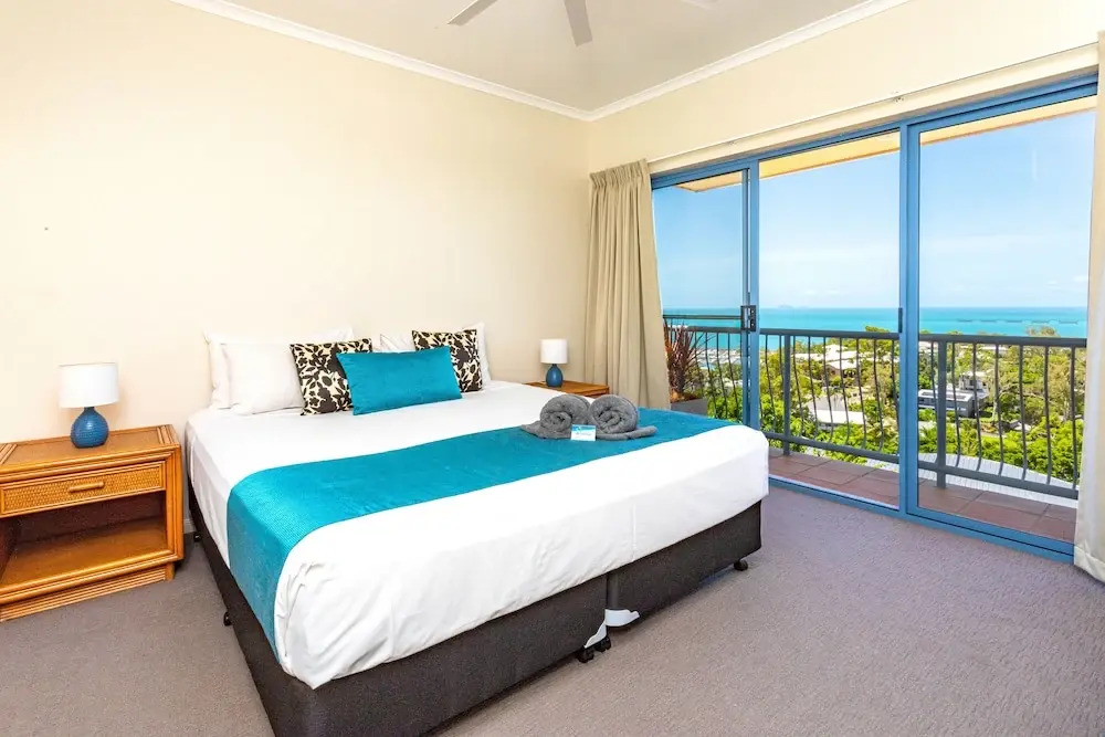 9 Starview Apartments