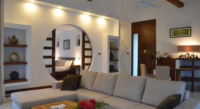 Cominsia Lodge