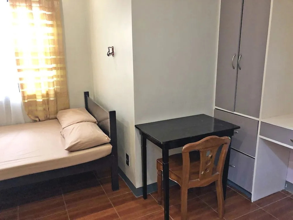 Wyne's Hometel