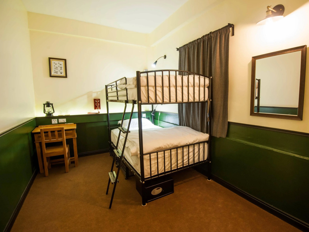 The Motley House - Hostel