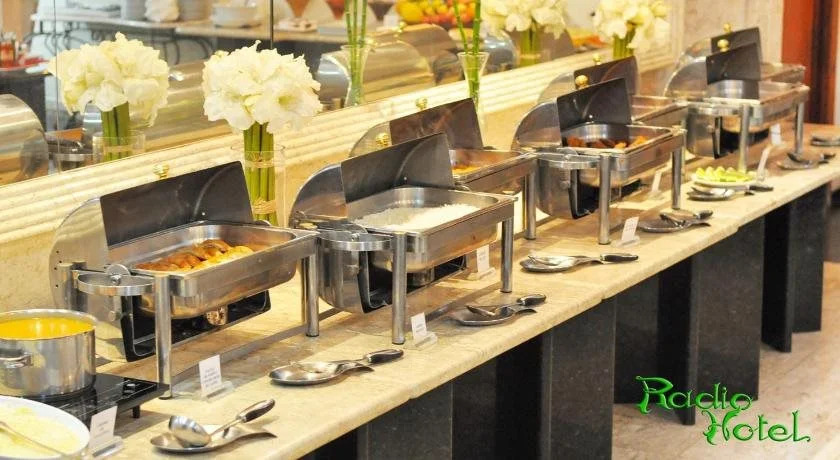 Radio Hotel Resort & Convention