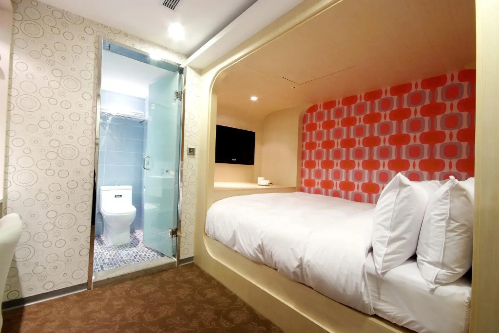 Hotel Leisure 台中輕行旅