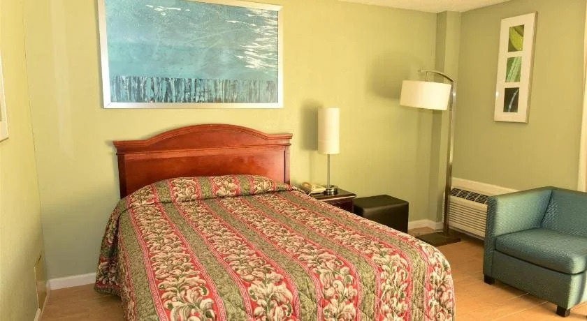 Red Carpet Inn