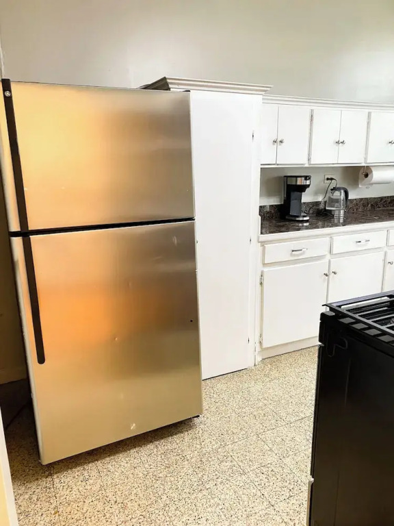 MJS on the Savannah- Spacious 2-bed Directly Across From the Savannah