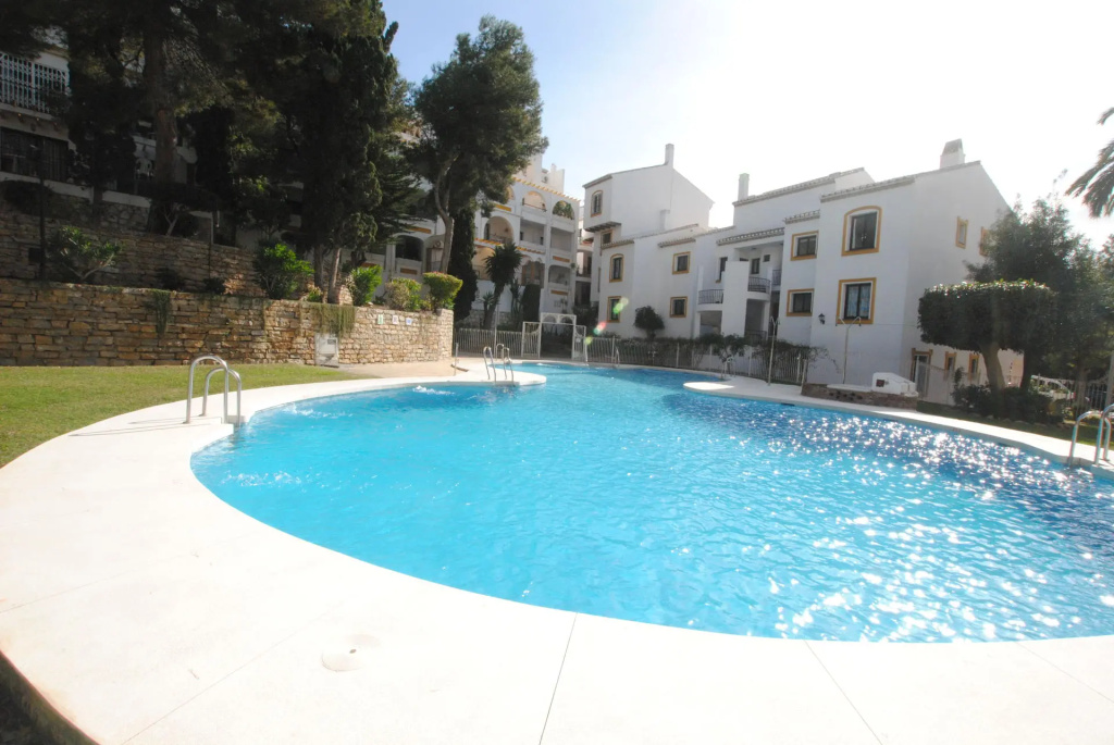 Entire rental unit- close to all amenities - Riviera del Sol - CS136