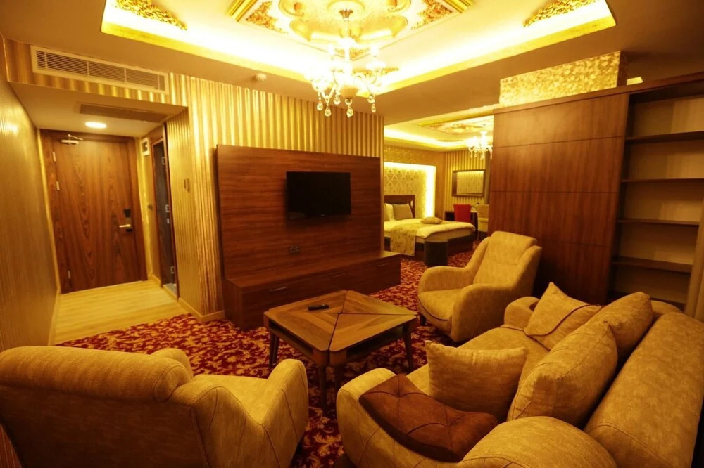 Can Deluxe Hotel