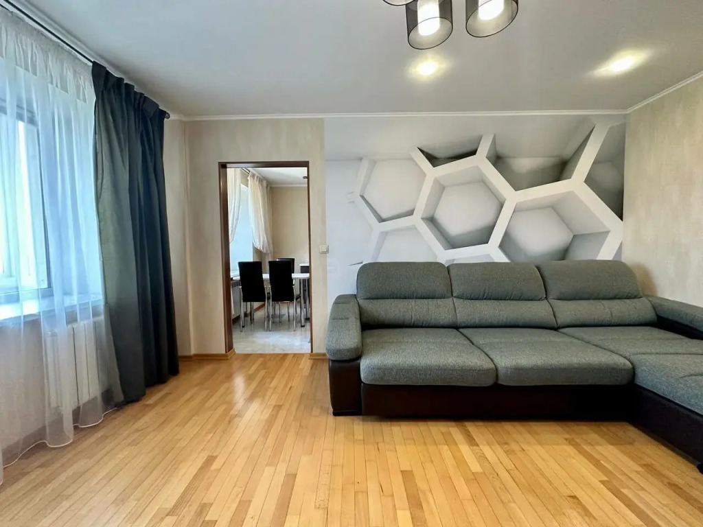 EasyRent Аэродромная,72а