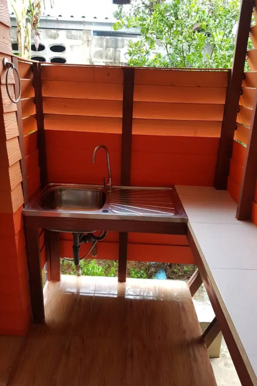 OYO 75352 Hotel Family House And Resort Phetchaburi