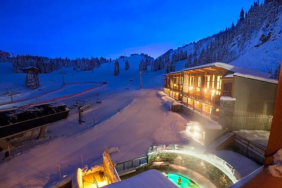 Sunshine Mountain Lodge