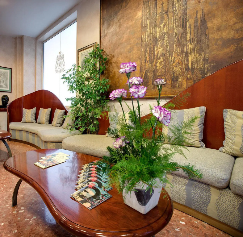 Hotel Gaudi