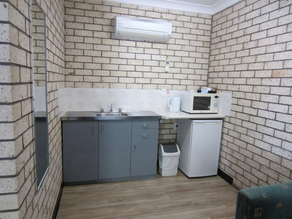 Cowra Crest Motel