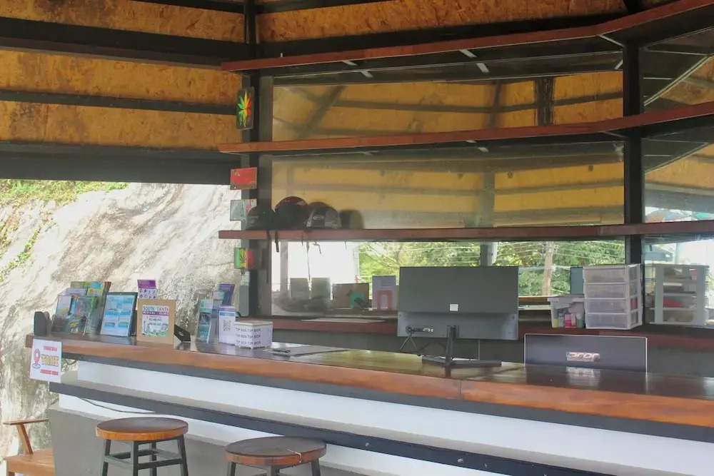 Phumala Lanta Seaview Resort ภูมาลา ลันตา ซีวิว รีสอร์ท