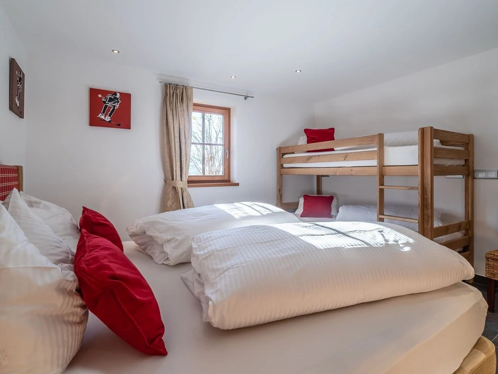 Upscale Chalet In Mauterndorf With Sauna And Ski Storage