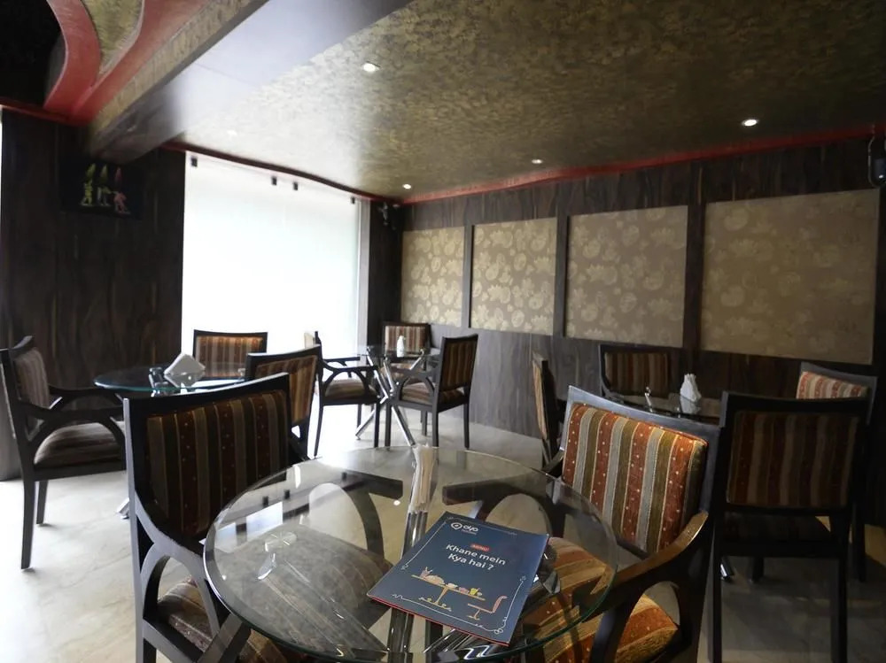 OYO 2068 Hotel La Grace
