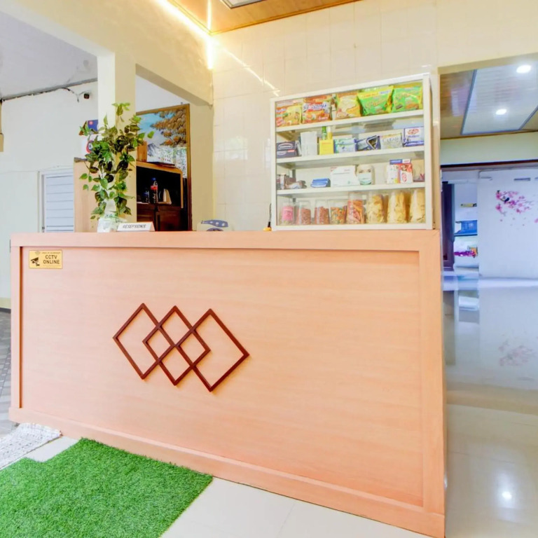 Hotel O Alun-Alun Purwokerto Near Gor Satria Purwokerto Formerly Guest House Blessing