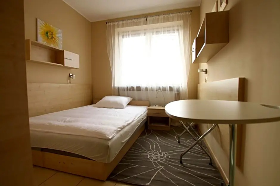 Standard Delegacyjny Bed & Breakfast
