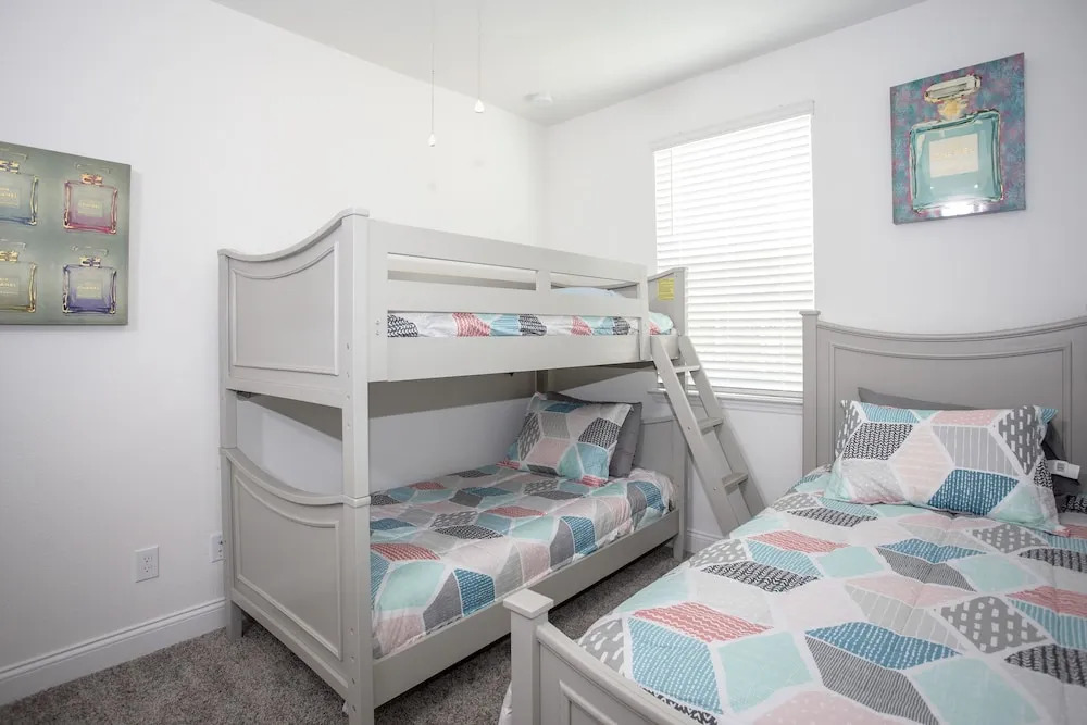 Festival Resort 5 Bd Home w/ Screened Pool Close to Disney 174
