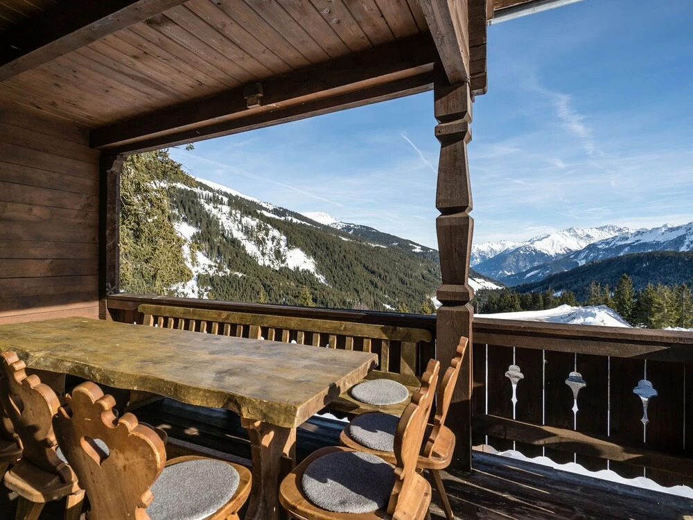Gorgeous Chalet With Sauna in Konigsleiten