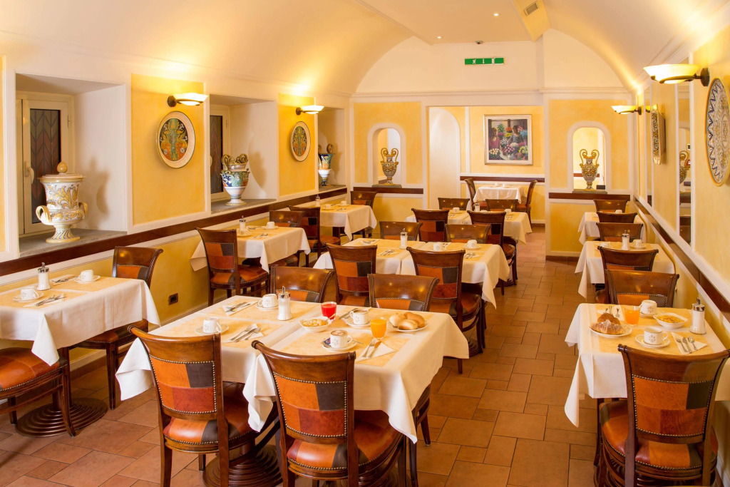 Ranieri Hotel