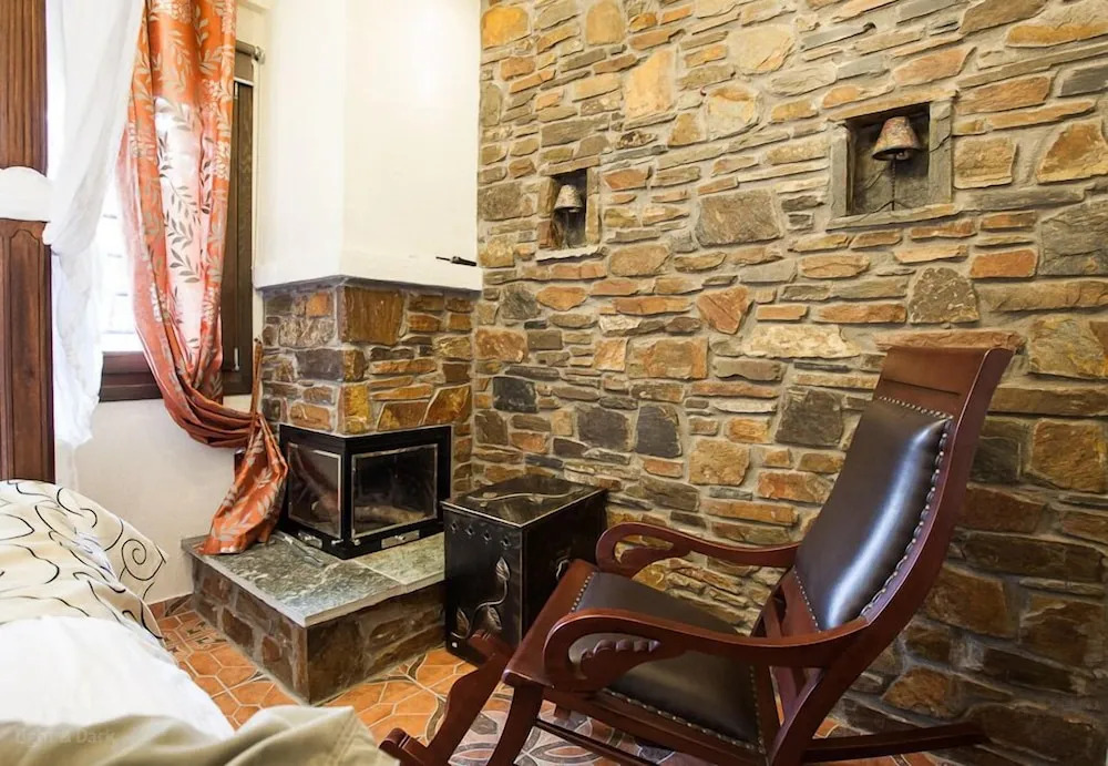 Oreiades Guesthouse