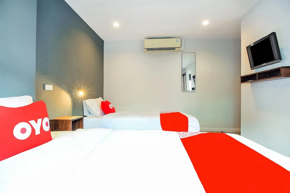 OYO 312 Wire Bangkok Hostel Phrakanong (Vaccinated Staff)