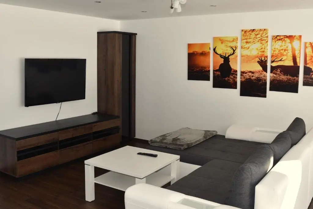 Sunseitn Apartments