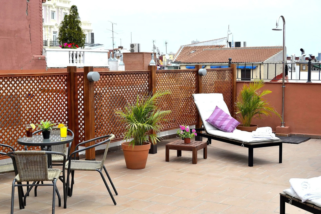 New Point Madrid Apartments