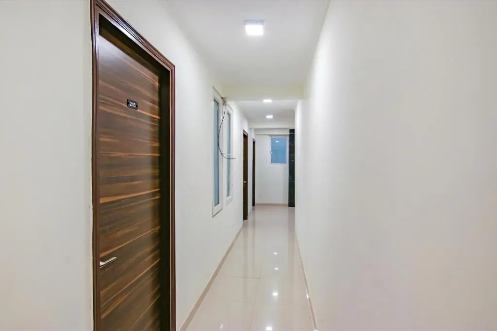 FabHotel Aashiyana Paradise