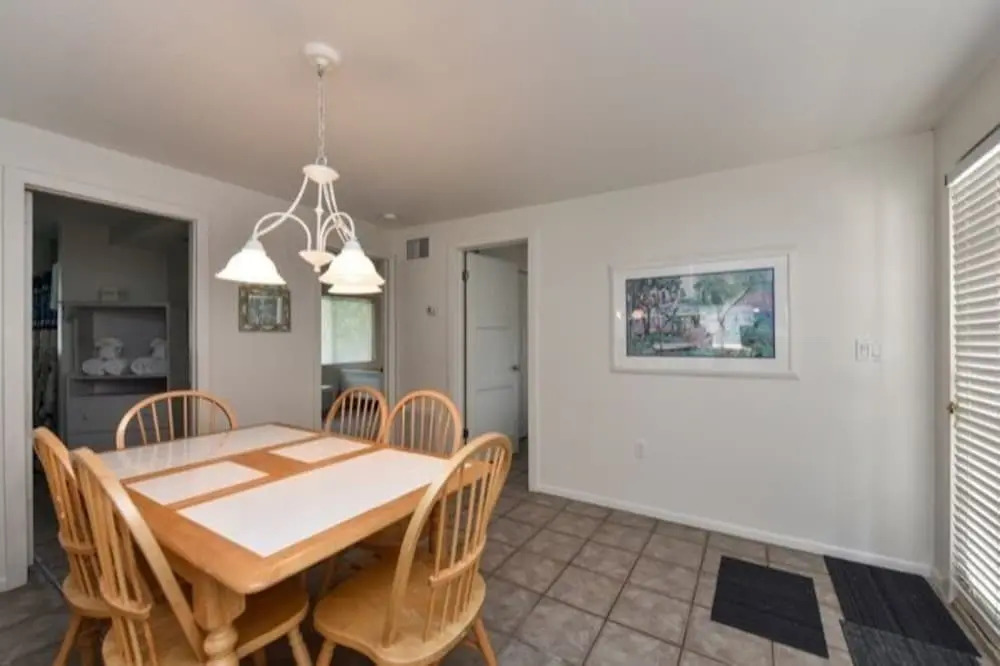 Avenue E #54489 - 3 Br Home