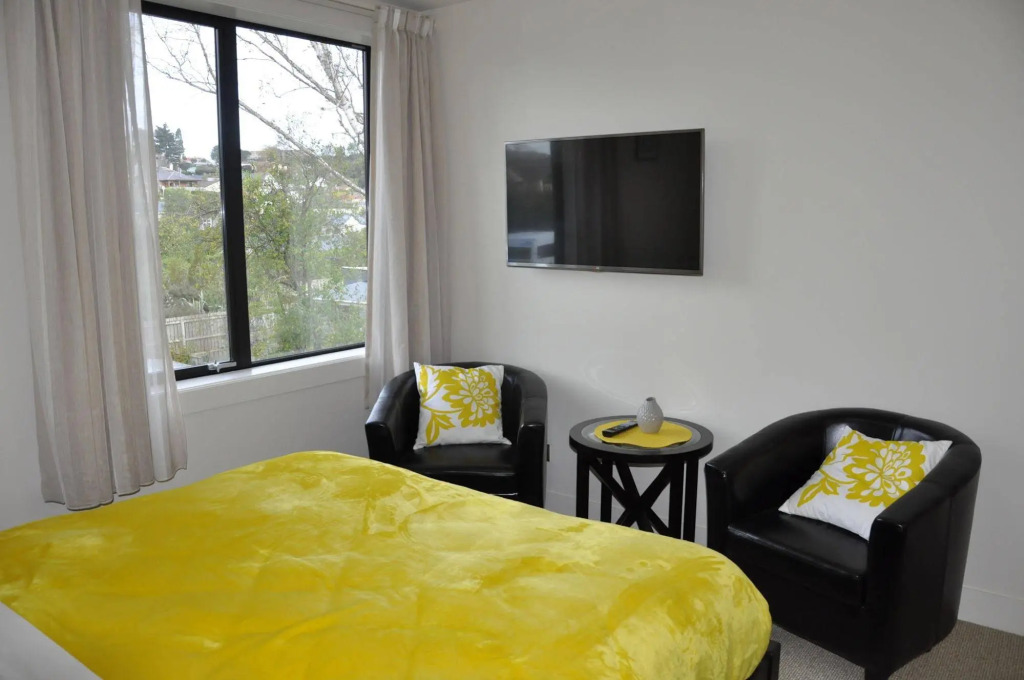 Shetland Court Apartments