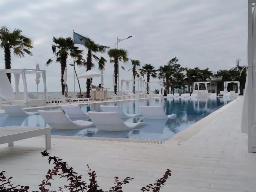 Dreamland Oasis View