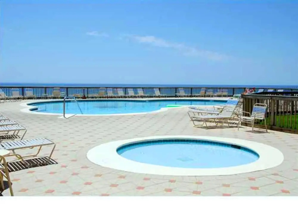 Beach House 601d 2 Bedroom Condo by RedAwning