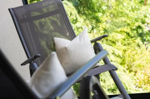 Haus Gregori Modern & Central Stay in Vineyard with Rooftop & Served Breakfast